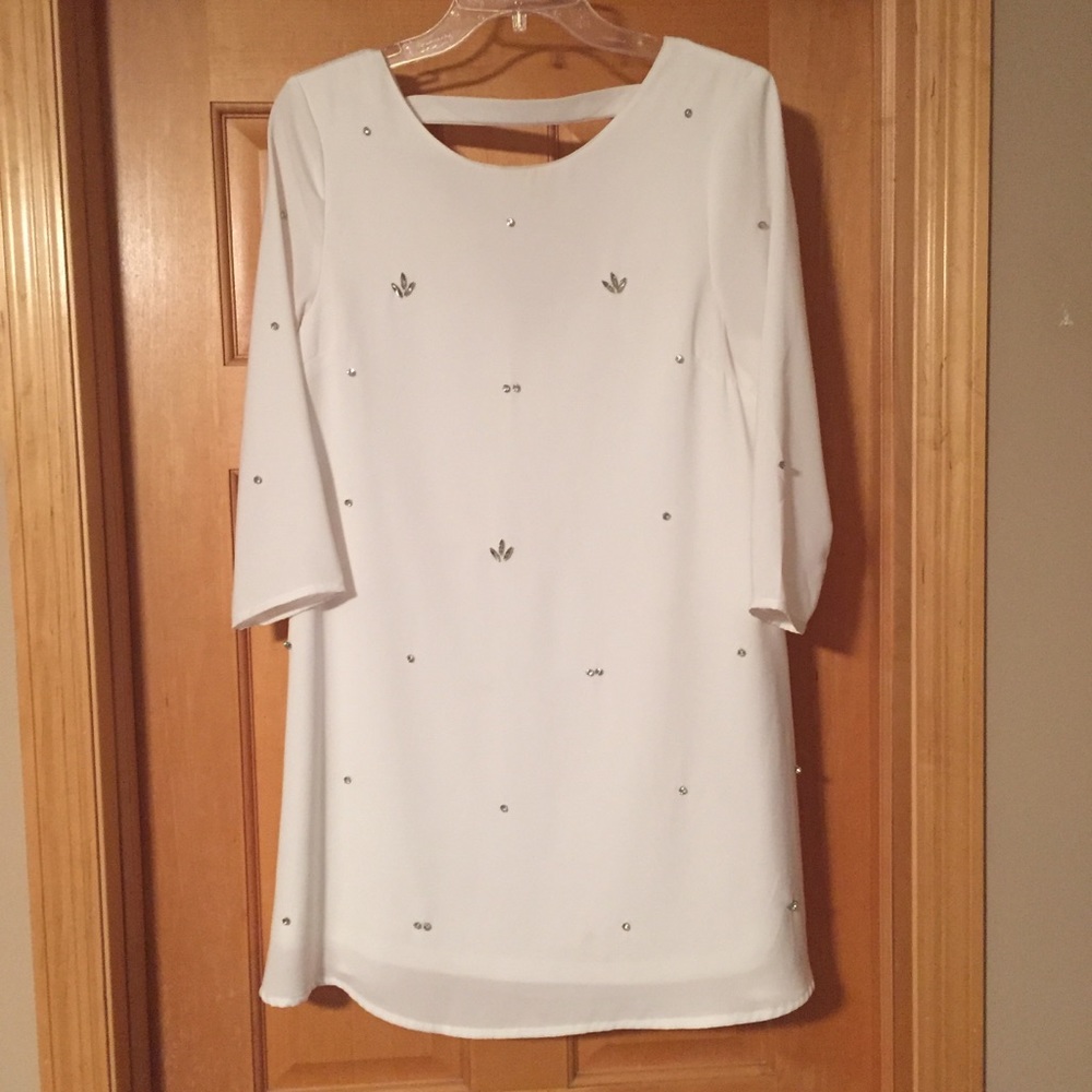 Lulu’s white dress with rhinestone detail
